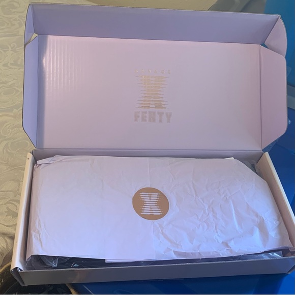 •the original• SAVAGE X FENTY Black Corset• - Picture 13 of 16